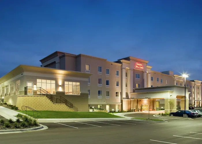 Hampton Inn & Suites -North