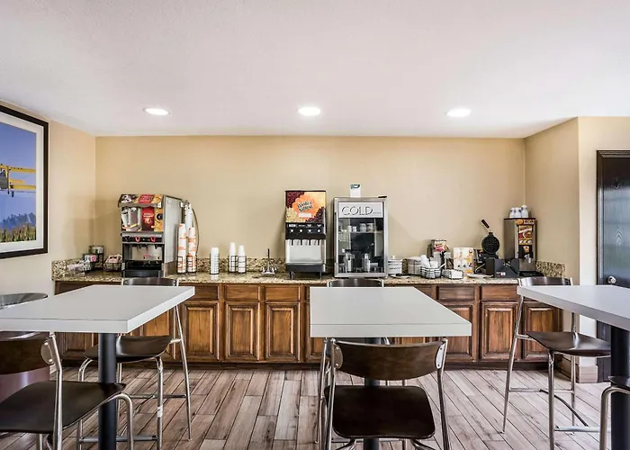 Mainstay Suites Cedar Rapids North - Marion