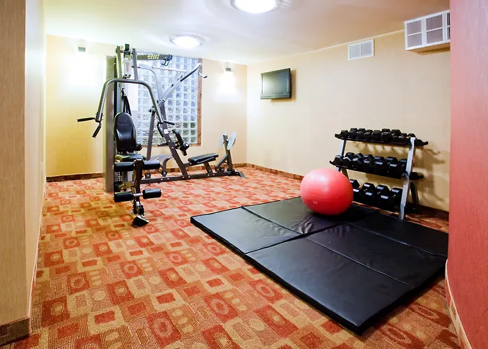 Holiday Inn Express Winston-Salem Medical Ctr Area