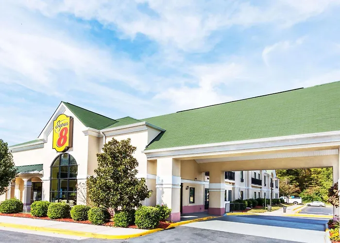 Super 8 By Wyndham Hull Street Midlothian Richmond Area