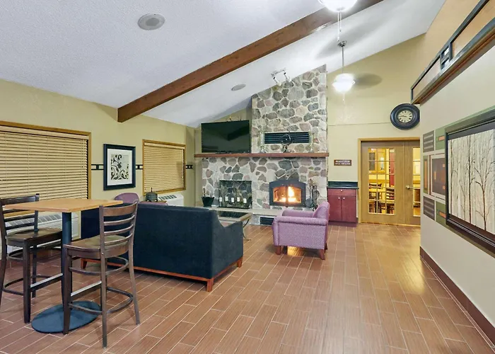 Americinn By Wyndham Burlington