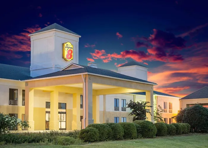 Super 8 By Wyndham - Bermuda Run - Winston-Salem I-40