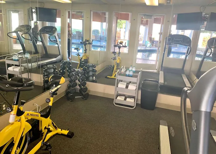 Surestay Plus Hotel By Best Western Redding