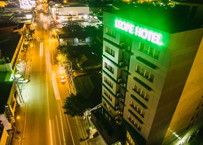 Leope Hotel