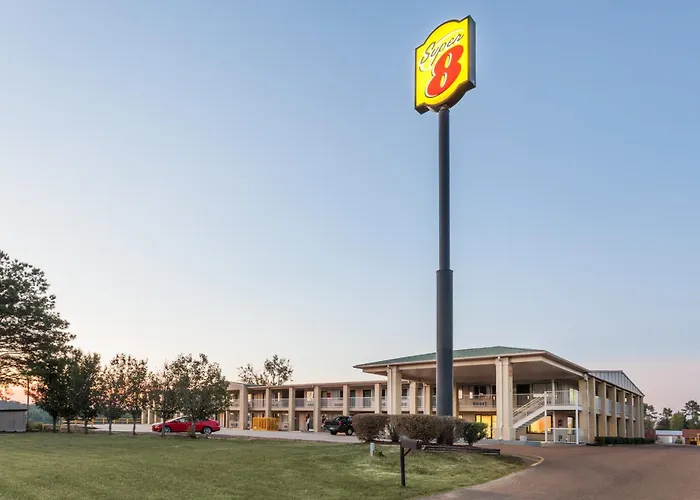 Super 8 By Wyndham Brookhaven
