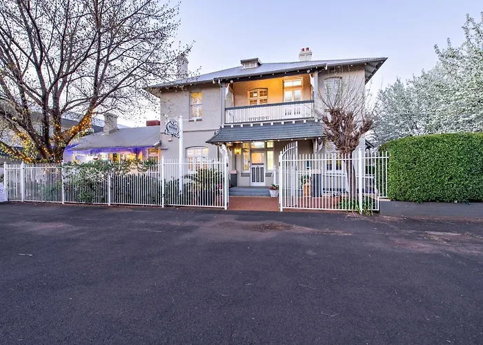 The Westbury Dubbo