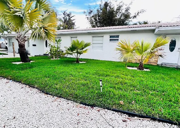Cocobay 2Br Condos Near Beach, Galleria Mall, Wilton Manors, Cruise Port