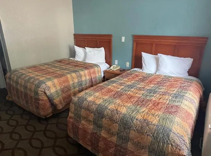 Super 7 Inn Memphis