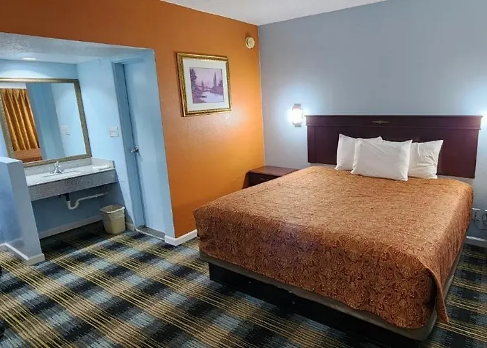 Town House Inn