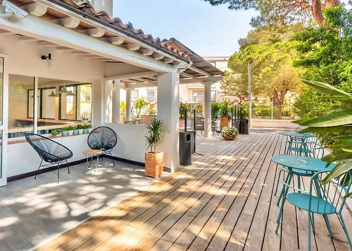 L'Oasis Hotel