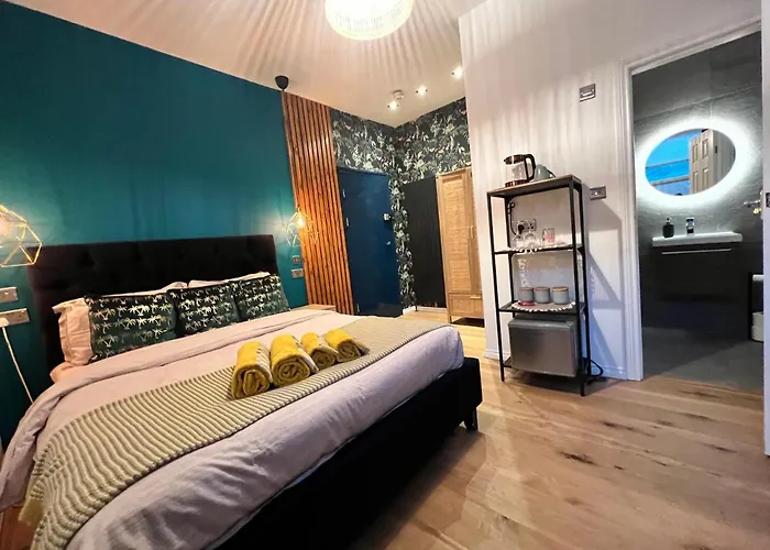 Flamingo Lodge