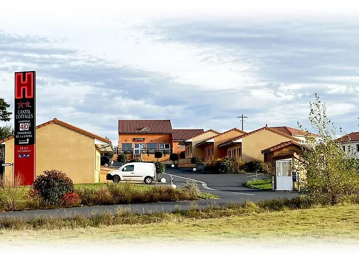 Hôtel Cantal Cottages