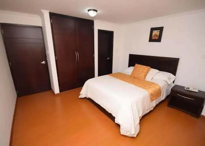 Hotel Zafiro Plaza