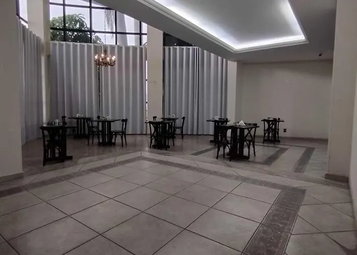 Summit Inn Pouso Alegre