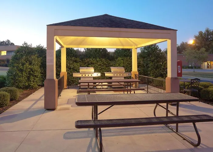 Sonesta Simply Suites Garden Grove Anaheim