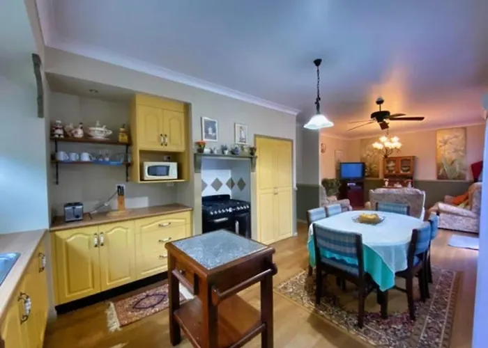 Golden Lace B&B