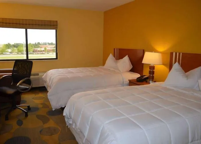 Marble Waters & Suites, Trademark By Wyndham (Adults Only)