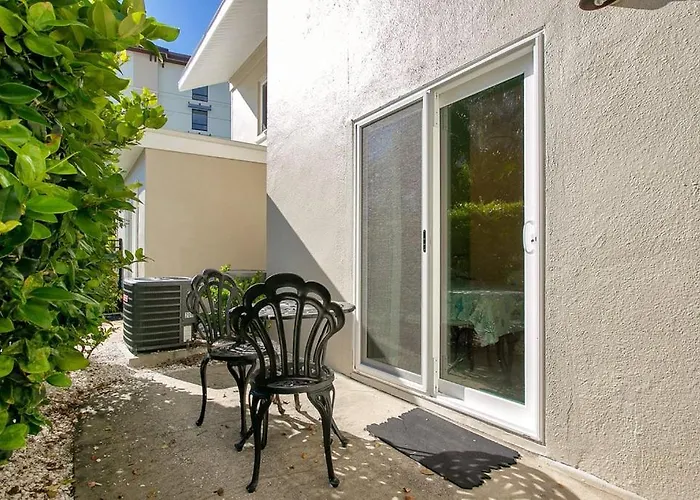 Five Palms Vacation Rentals- Daily - Weekly - Monthly