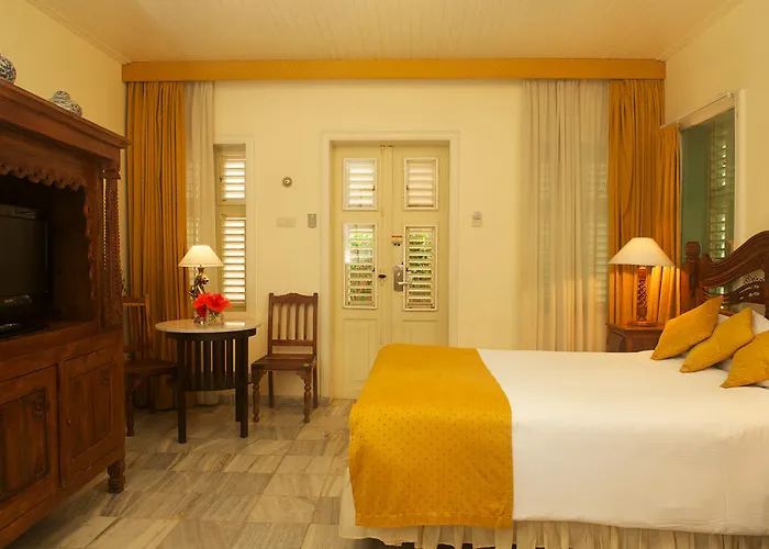 Kura Hulanda Village & Spa