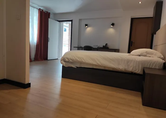 Modern'Hôtel - Centre ville - SNCF