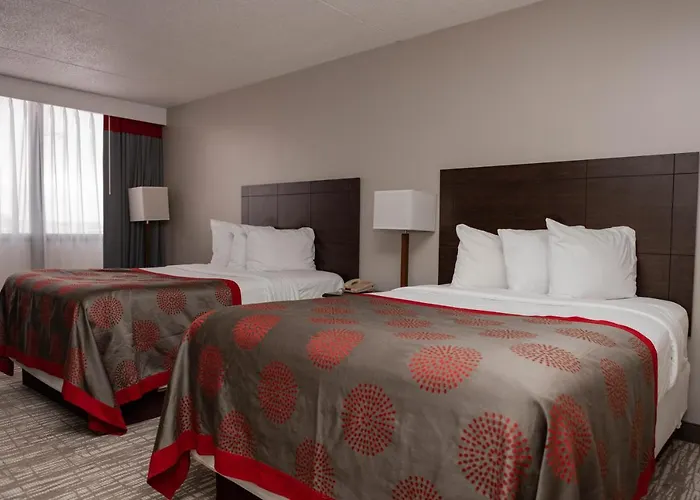 Ramada By Wyndham Cedar Rapids