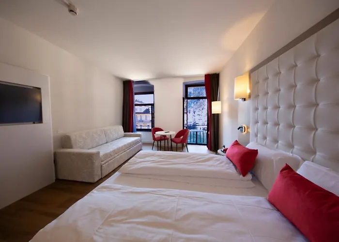Hotel Centrale Riva del Garda