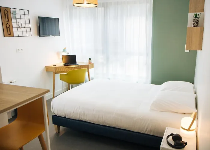 Twenty Business Flats Jouy-En-Josas