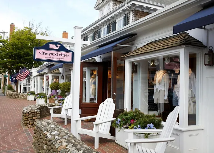 The Christopher, The Edgartown Collection