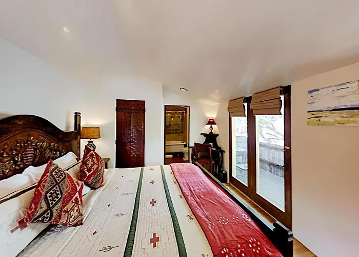 Antigua Inn (Adults Only)