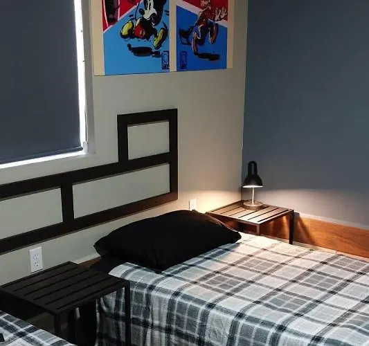 Hotel Sttiny Monterrey Tecnológico