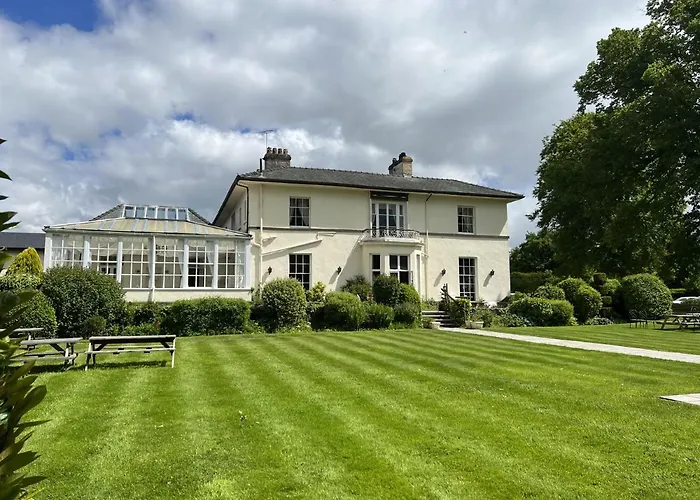 Highfield Hall Mold