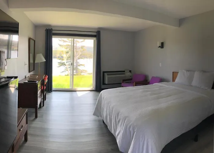 Duck Cove Inn Margaree Harbour