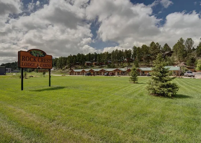 Rock Crest Lodge & Cabins