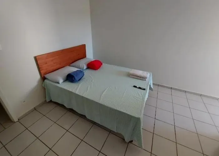 Udi Hostel Hospedaria Economica