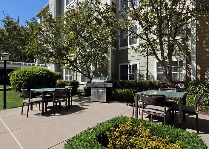 Homewood Suites By Hilton Newark Fremont