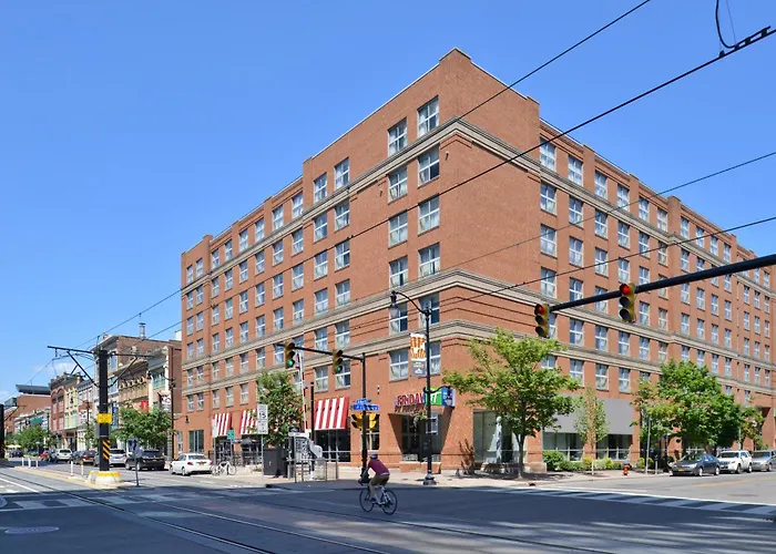 Holiday Inn Express & Suites Buffalo Downtown By Ihg