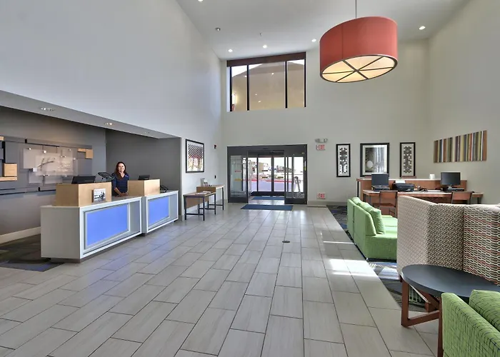 Holiday Inn Express Hotel & Suites Albuquerque - North Balloon Fiesta Park By Ihg