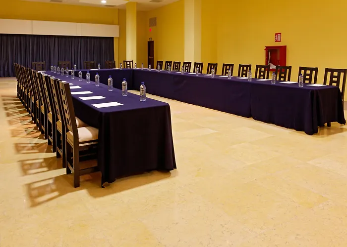 Holiday Inn Express Nuevo Laredo By Ihg