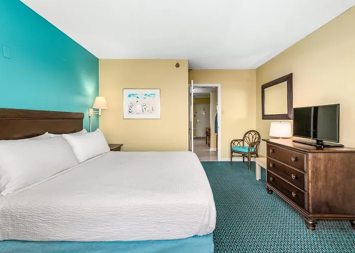 Cayman Suites Hotel