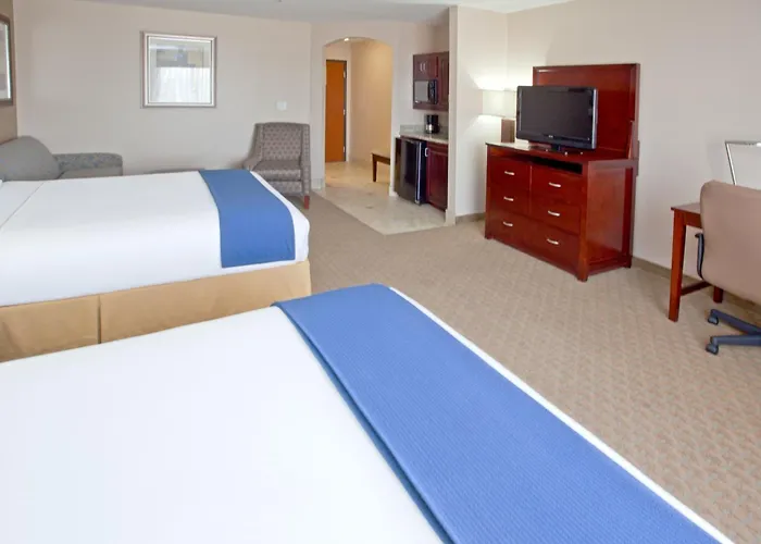 Holiday Inn Express & Suites College Station By Ihg