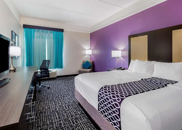 La Quinta By Wyndham At West Mcallen