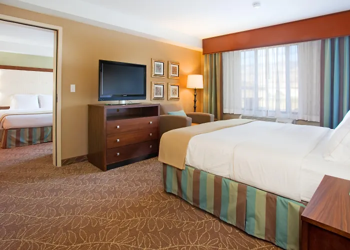 Holiday Inn Express & Suites Logan By Ihg