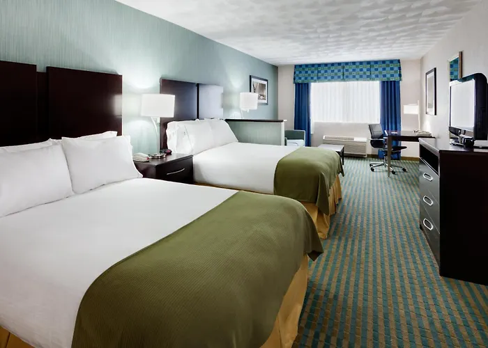 Holiday Inn Express & Suites Smithfield - Providence By Ihg