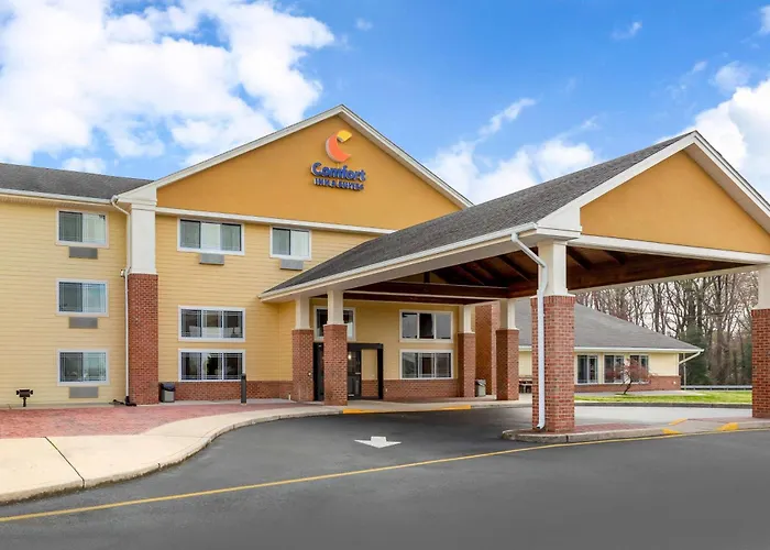 Comfort Inn & Suites Milford