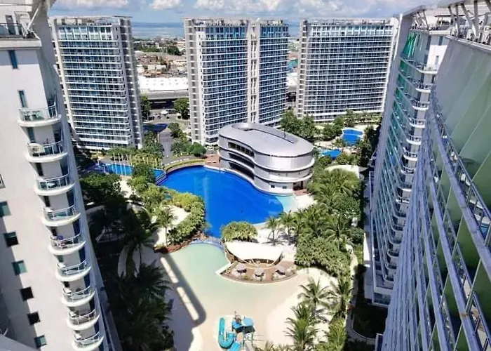 Azure Staycation With Wavepool & White Sand Beach