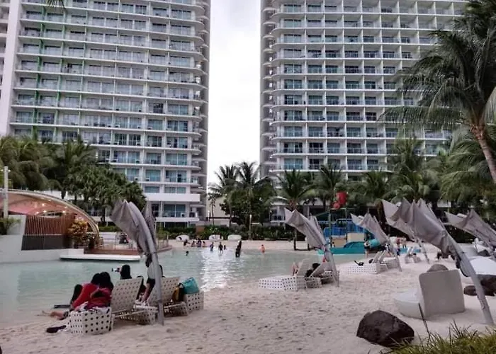Azure Staycation With Wavepool & White Sand Beach