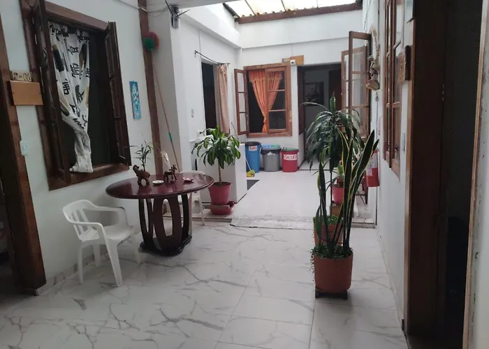 Hotel Girasoles