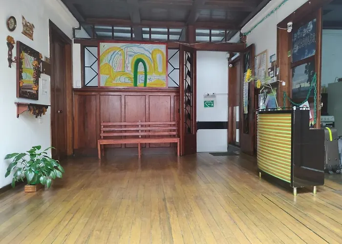 Hotel Girasoles