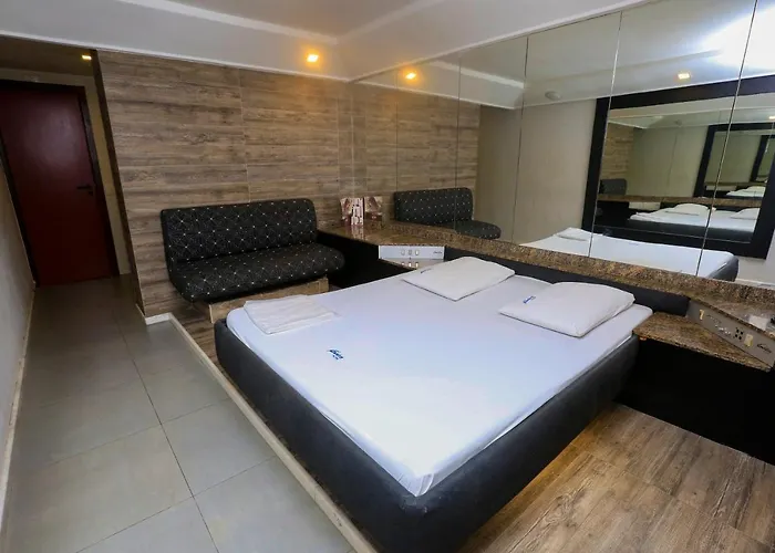 Eden Hotel (Adults Only)