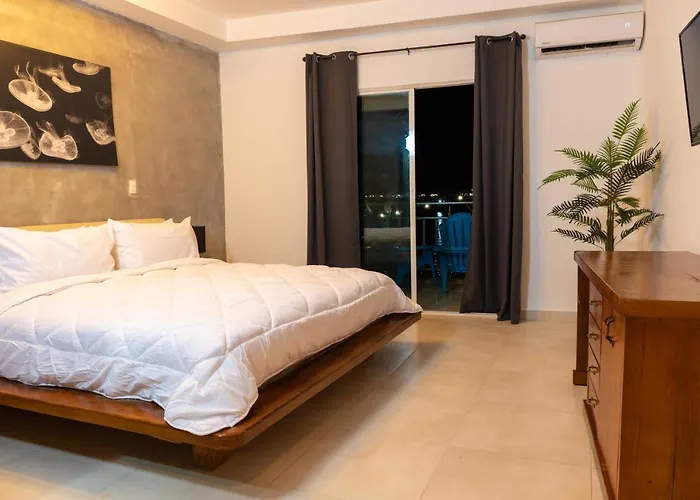 Marinn Tropical Vibes Hotel